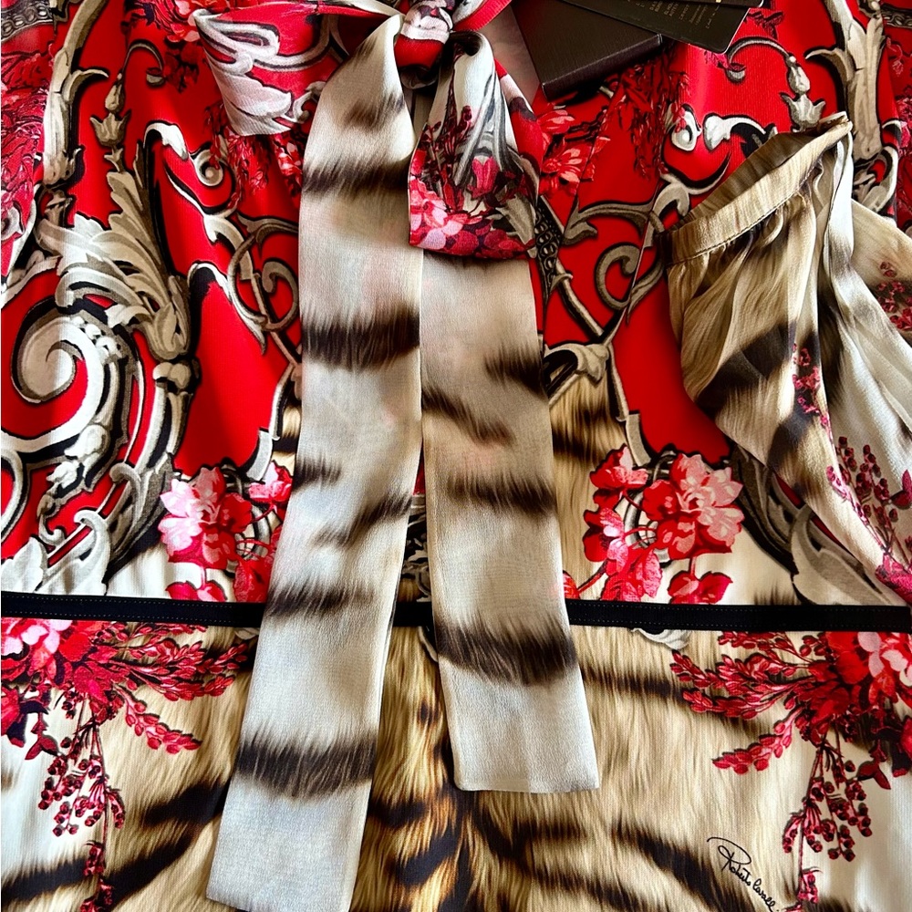 New ROBERTO CAVALLI blouse size 44/8 Animal & Baroque Floral Print Bow Tie. - Picture 4 of 7